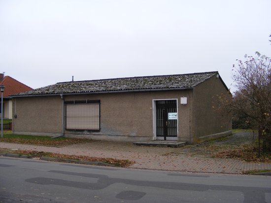 Konsum-Verkaufsstelle-Heiligengrabe-OT-Grabow-immobilienauktion-vorne-rechts