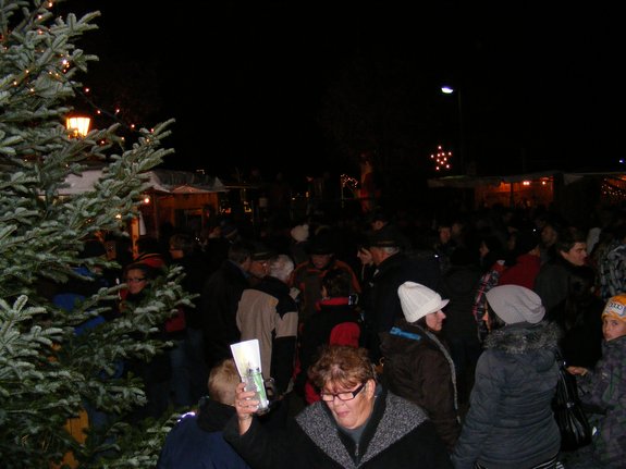 Impressionen-Fotos-Bilder-vom-18-Fahrenbacher-Weihnachtsmarkt-2011-7
