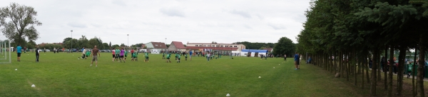 Panoramablick Sportanlage Grabow beim Abschlußtag des Fußball-Camps 2012