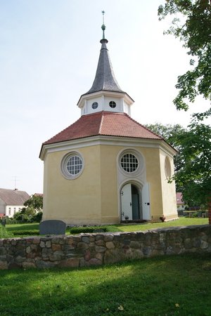 Schinkelkirche Glienicke 03
