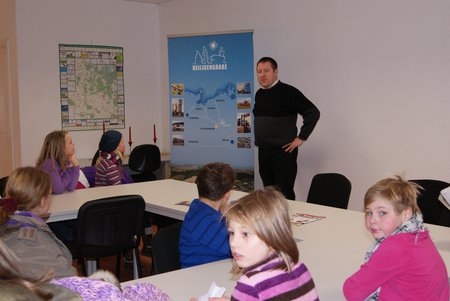 Nadelbachgrundschule Heiligengrabe - 3. Klasse besucht Gemeindeverwaltung 02